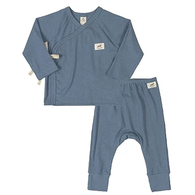 CONJUNTO CASACO E CALÇA EM RIBANA